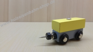 2_holzeinsenbahn-wagen_magnete_reparieren